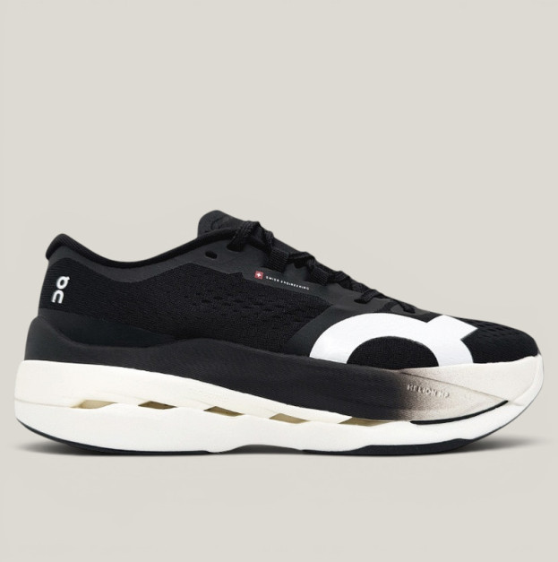 Кросівки ON Cloudboom Max White Black (2360213)