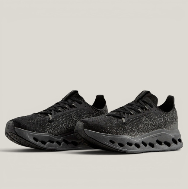 Кросівки ON Cloudsurfer Max Black Eclipse (3MF30430106)