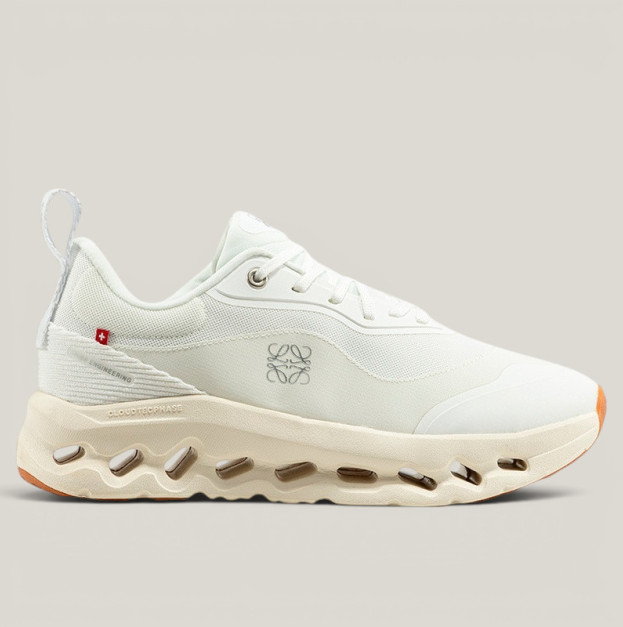 Кросівки ON Cloudtilt x Loewe 2 White Beige (2360204)