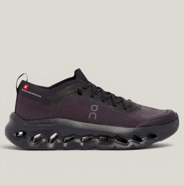 Кросівки ON Cloudtilt x Zendaya Moon Triple Black (3WF30421043)